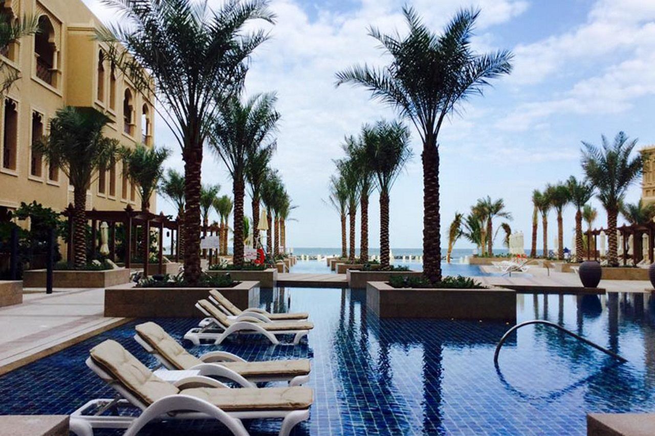 Sheraton Sharjah Beach Resort And Spa Ngoại thất bức ảnh